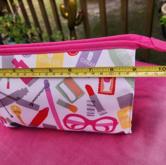 Clinique Beauty Makeup Bag 2 Peice  NWOT - Picture 3 of 12